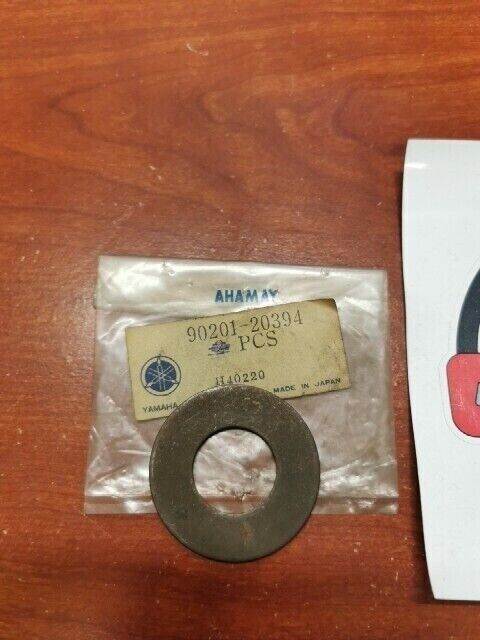 NOS Yamaha 1973 1974 TX750 PLATE WASHER 90201-20394-00 Y111