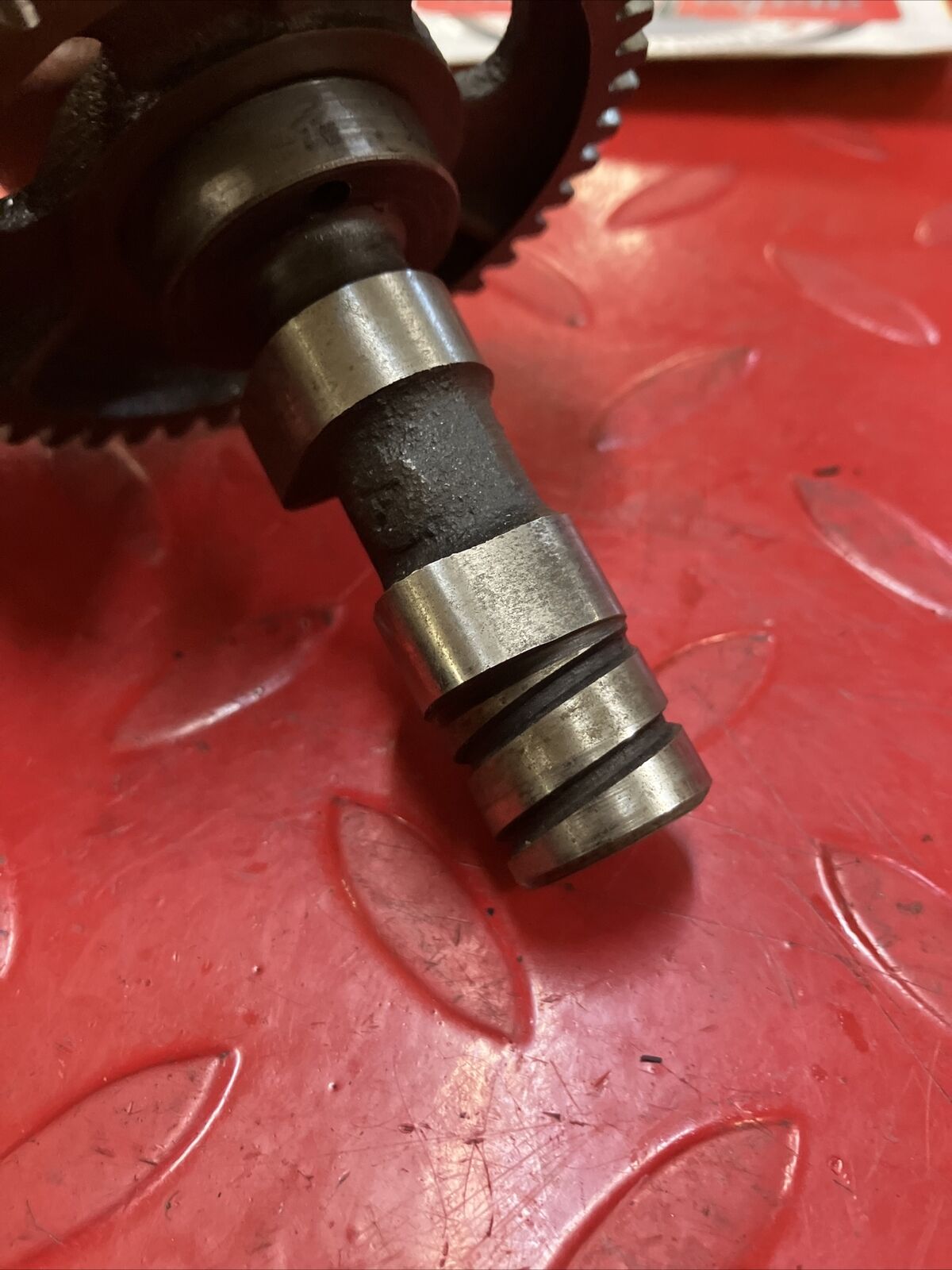 Honda C105 C105T CA105T Trail 55 camshaft cam shaft timing gear 14101-001-040