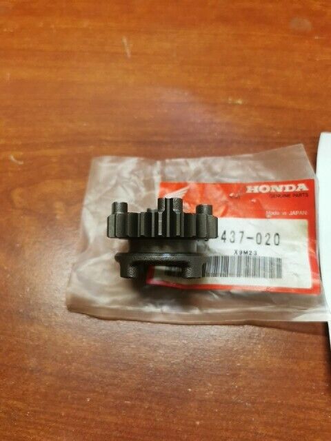 NOS Honda XL125 R S COUNTERSHAFT TOP GEAR (22T) 23513-437-020 H80