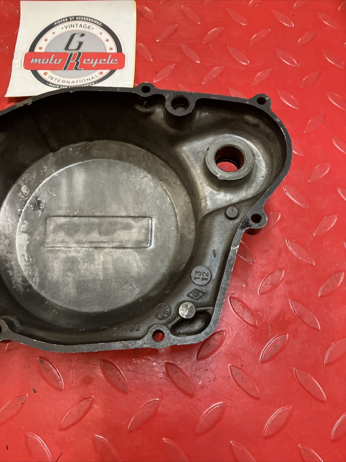 Yamaha YZ250 1979 right crankcase clutch cover IT250 IT400 YZ400 IT425