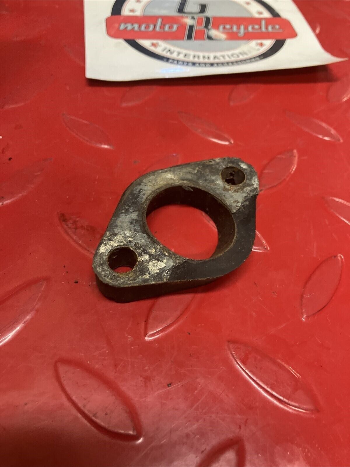 Suzuki TS125 1977 carburetor insulator intake manifold