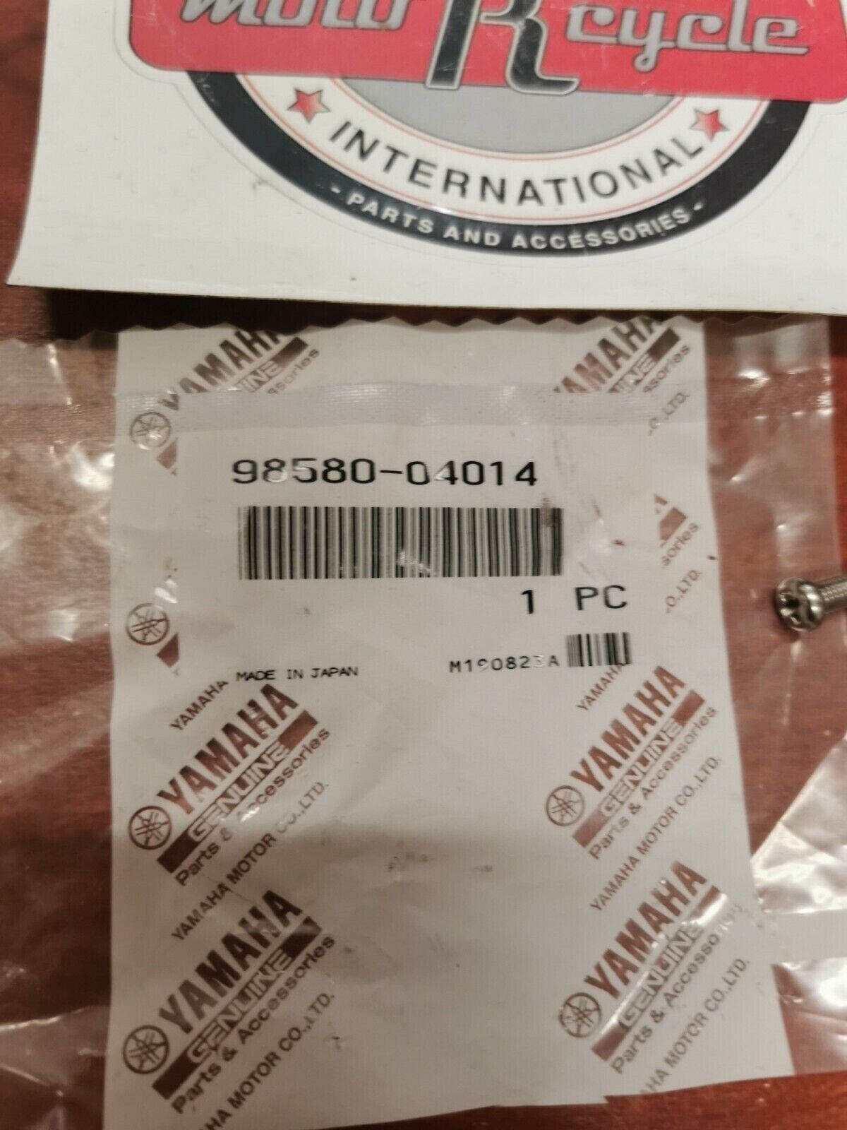 NOS YAMAHA EF2000 EF2800 EF4000 EF5000 YFM100 SCREW PAN HEAD 98580-04014-00 Y81