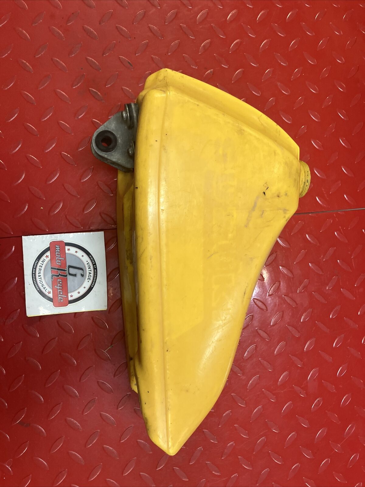 Suzuki RM125 1979 fuel tank gas petrol reservoir 2