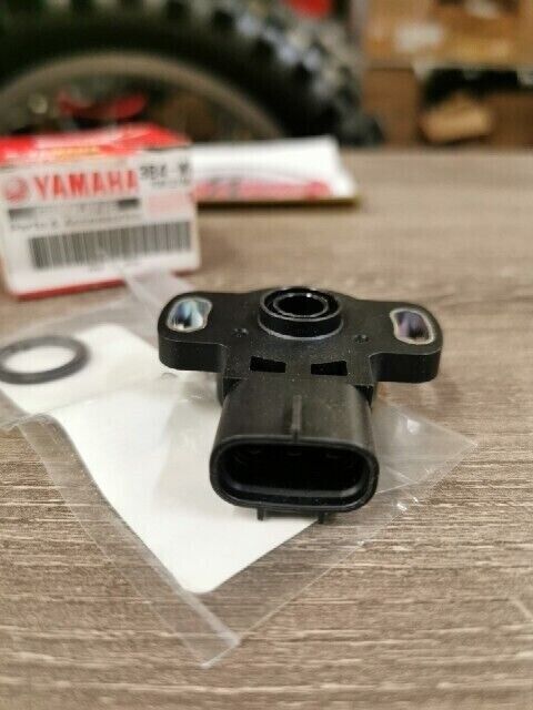 NEW YAMAHA GRIZZLY 700 YFM7GPHW 2007 THROTTLE SENSOR SET 3B4-W8588-00-00 Y104