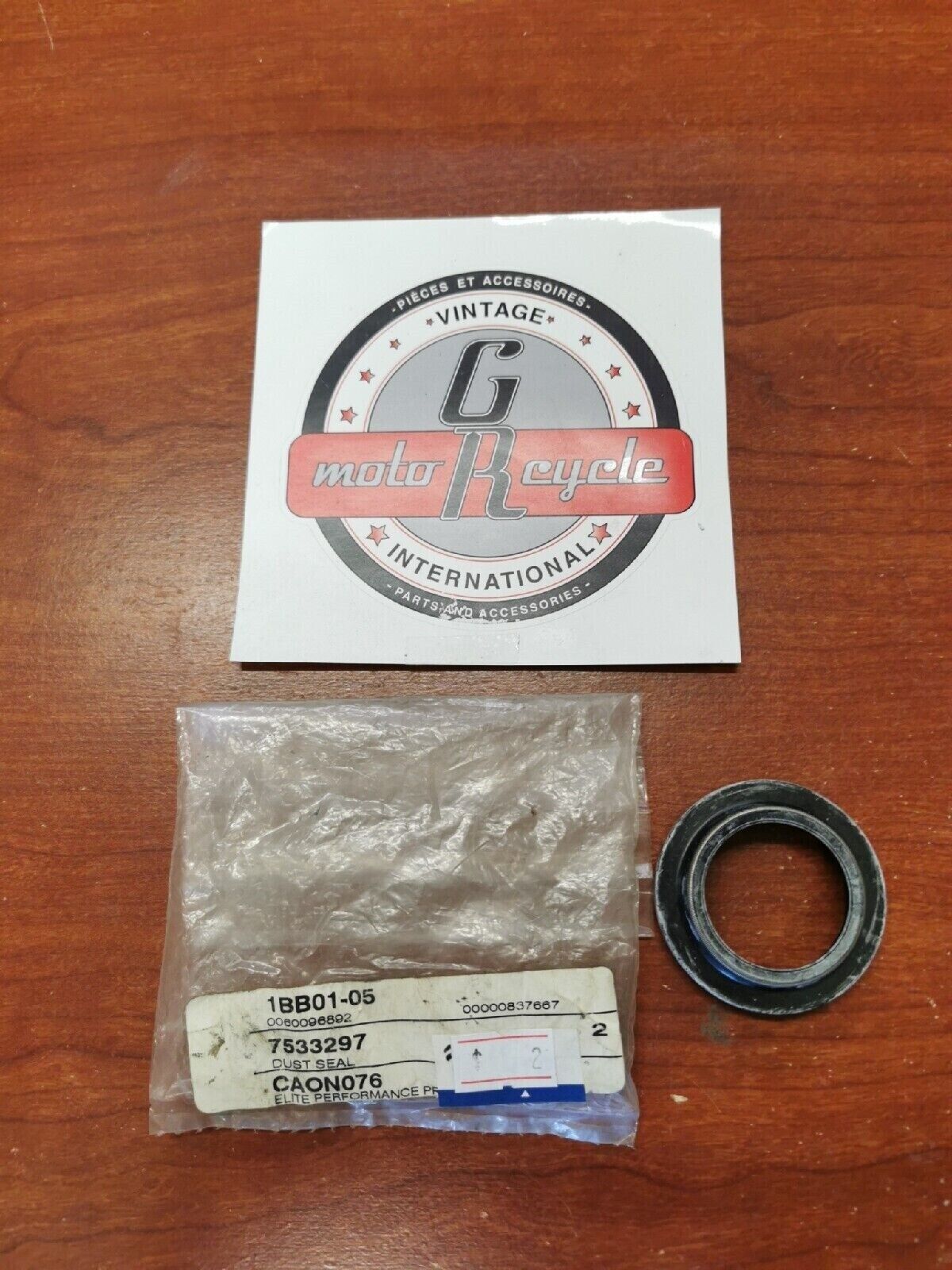 NOS KTM 2002 - 2011 SX50 DUST SEAL 7533297 KT3