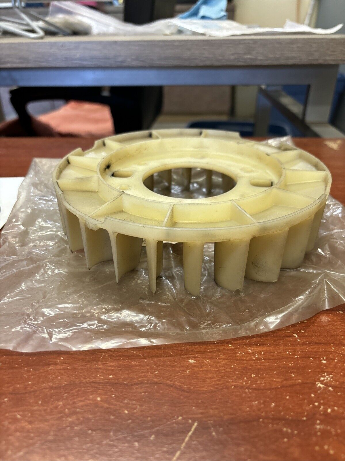 NOS Yamaha BR250 CS340 EC340 ET250 ET300 ET340 FAN 8G8-12611-01-00 Y181