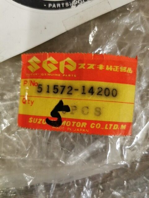 NOS SUZUKI RM465 1981 - 1982 BAND FRONT FORK COVER 51572-14200 S48