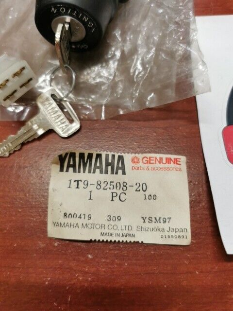 NOS Yamaha 1977 DT100 MAIN IGNITION SWITCH 1T9-82508-20-00 Y109