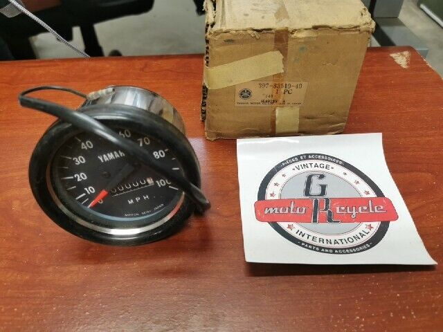 NOS Yamaha 1974 - 1976 RD200 SPEEDOMETER 397-83510-40-00 Y140