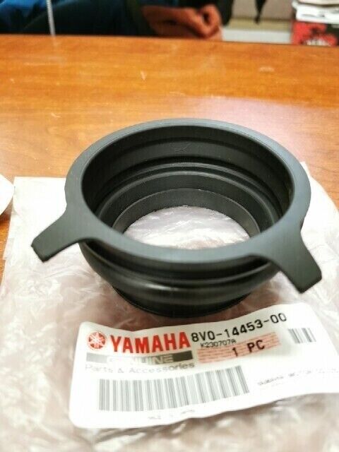 NEW NOS Yamaha PZ480 VT480 EX570 AIR CLEANER JOINT 8V0-14453-00-00 Y92