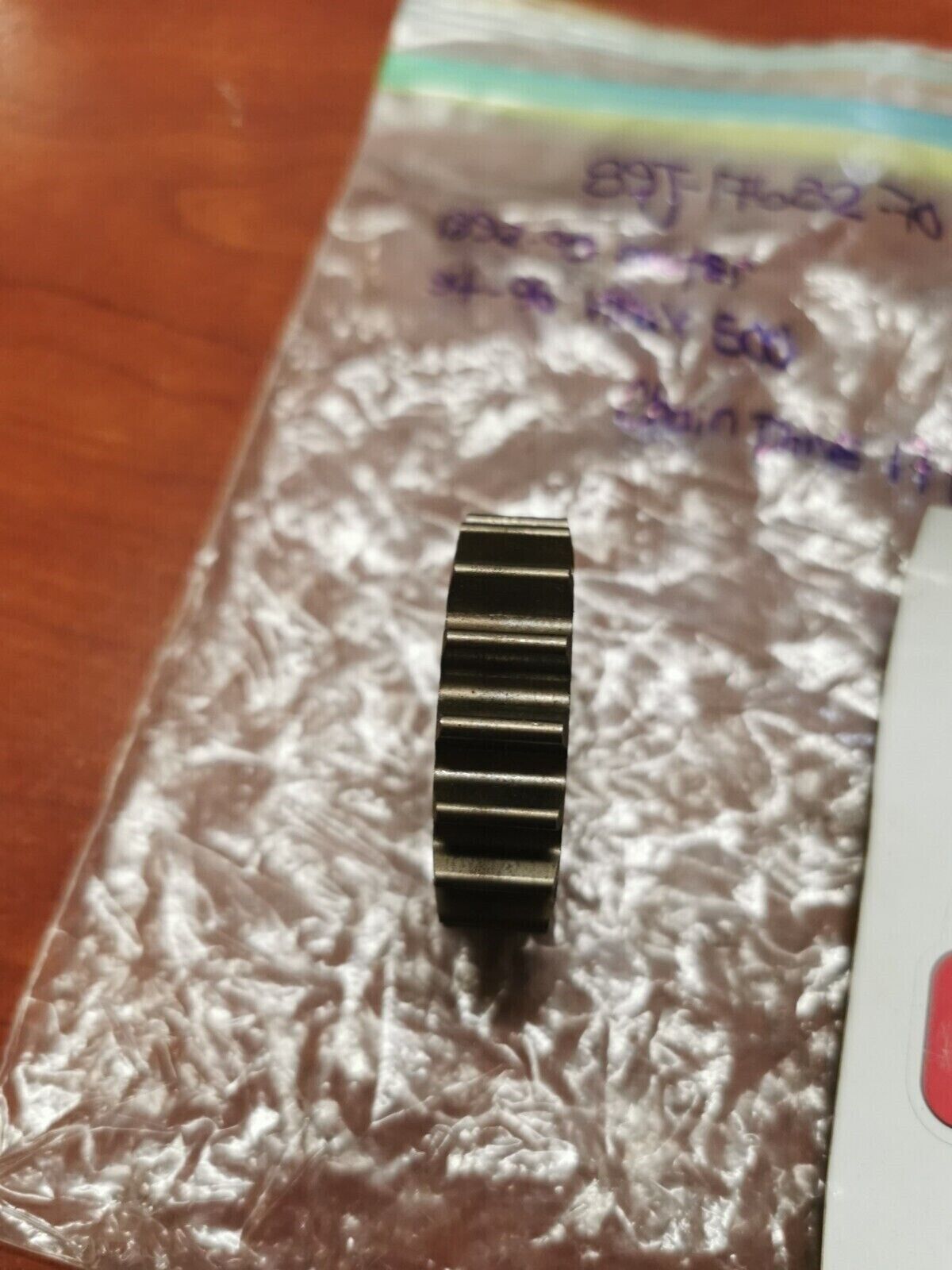 NOS Yamaha VX500 EX570 CHAIN DRIVE (17T) SPROCKET 89J-17682-70-00 Y86