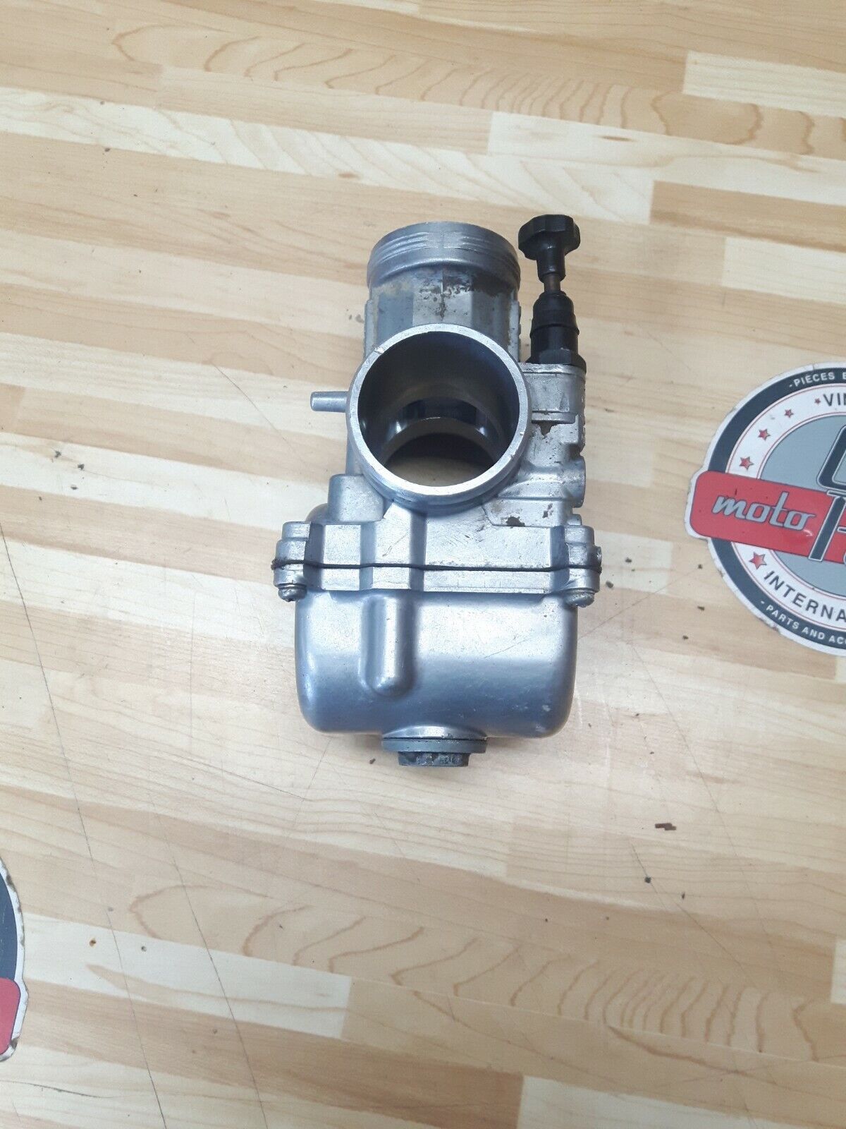 Honda CR250R 1985 carb carburetor 16100-KA4-772
