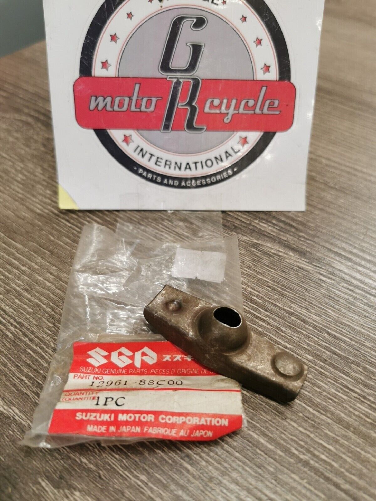 NOS SUZUKI ARM ROCKER 12961-88C00 S11