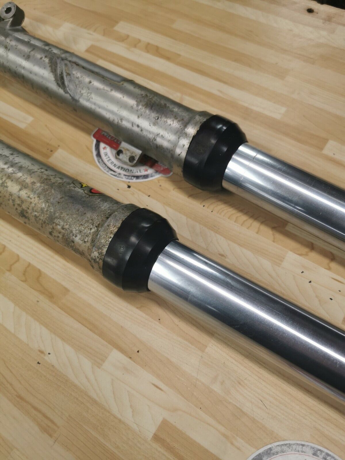Kawasaki KX125 1986 front fork shock absorber supension damper left right