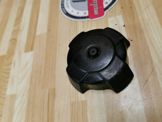 Suzuki RM125 1987 fuel tank petrol gas reservoir cover cap