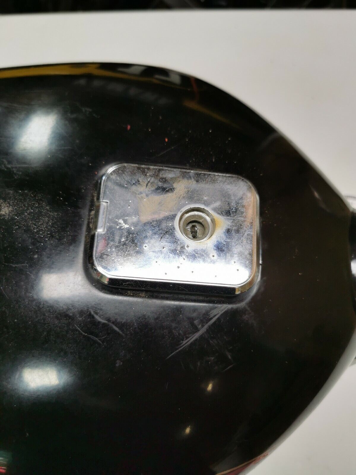 Kawasaki KZ550 LTD 1982 fuel tank gas petrol reservoir 2