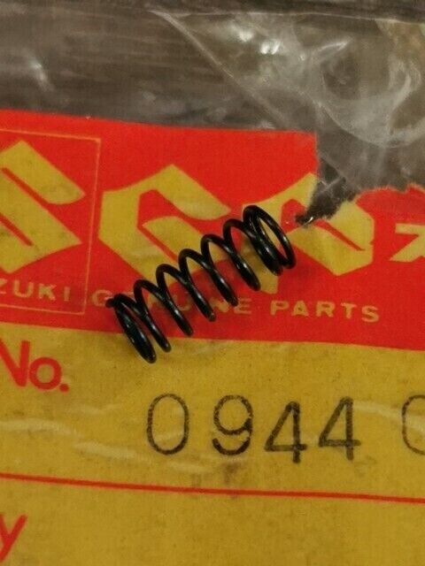 NOS SUZUKI ALT125 1983 - 1986 DRZ125 2003 - 2014 DRZ400E SPRING 09440-04003 S52