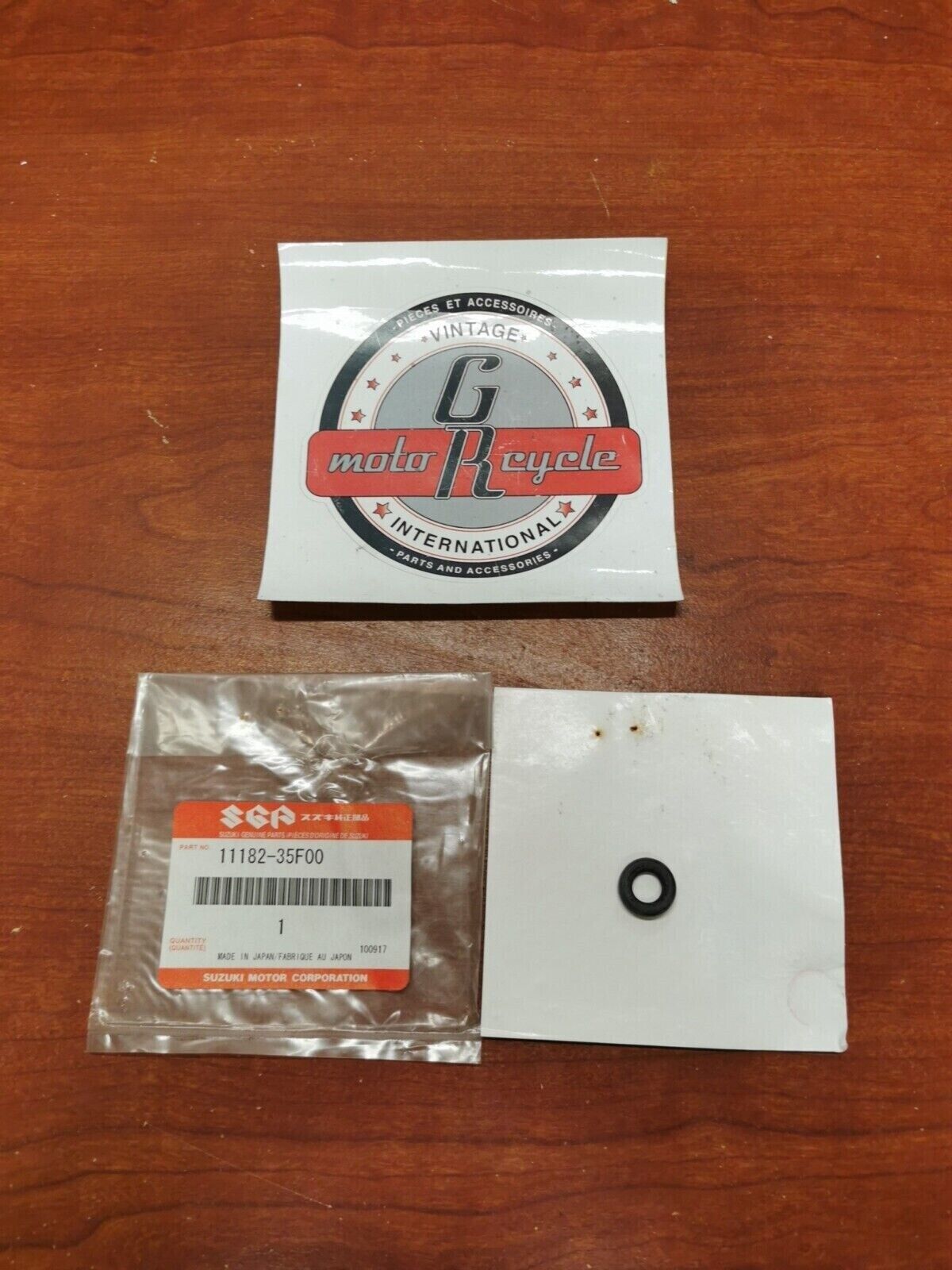 NOS Suzuki GSX-R1000 GSX-R750 GSX-R600 DL1000 DL650 COVER GASKET 11182-35F00 S16