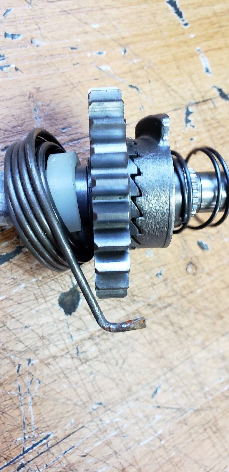 Honda CR125R 1985 kickstarter kickstart kick start assembly spindle shaft gear