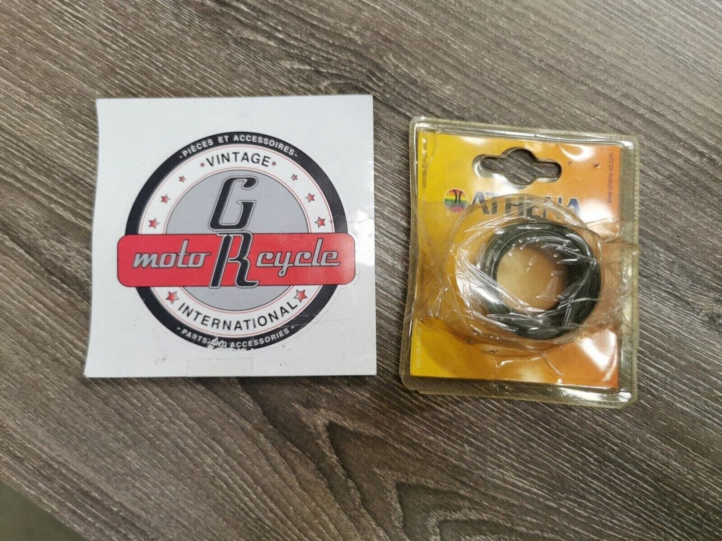 NOS ATHENA XR200R KDX175 KL250 KLR250 IT425 XT250 Fork Seals 37-7207 J35