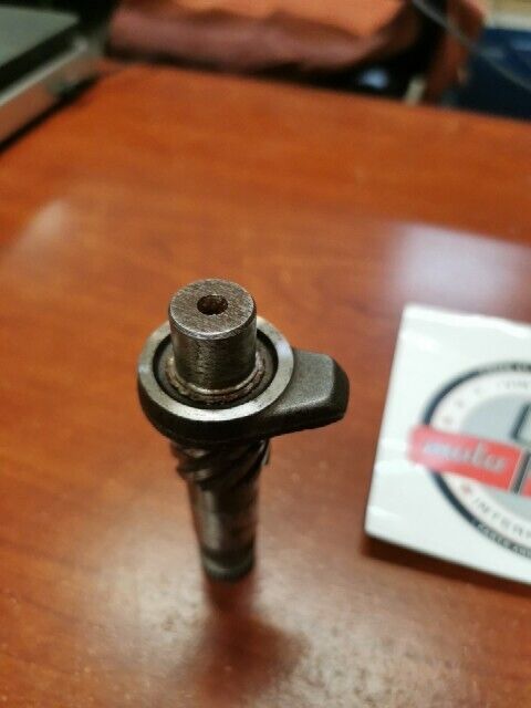 NOS Yamaha DS7 R5 RD250 RD350 KICK AXLE 278-15660-01-00 SUB 278-15660-00-00 Y122