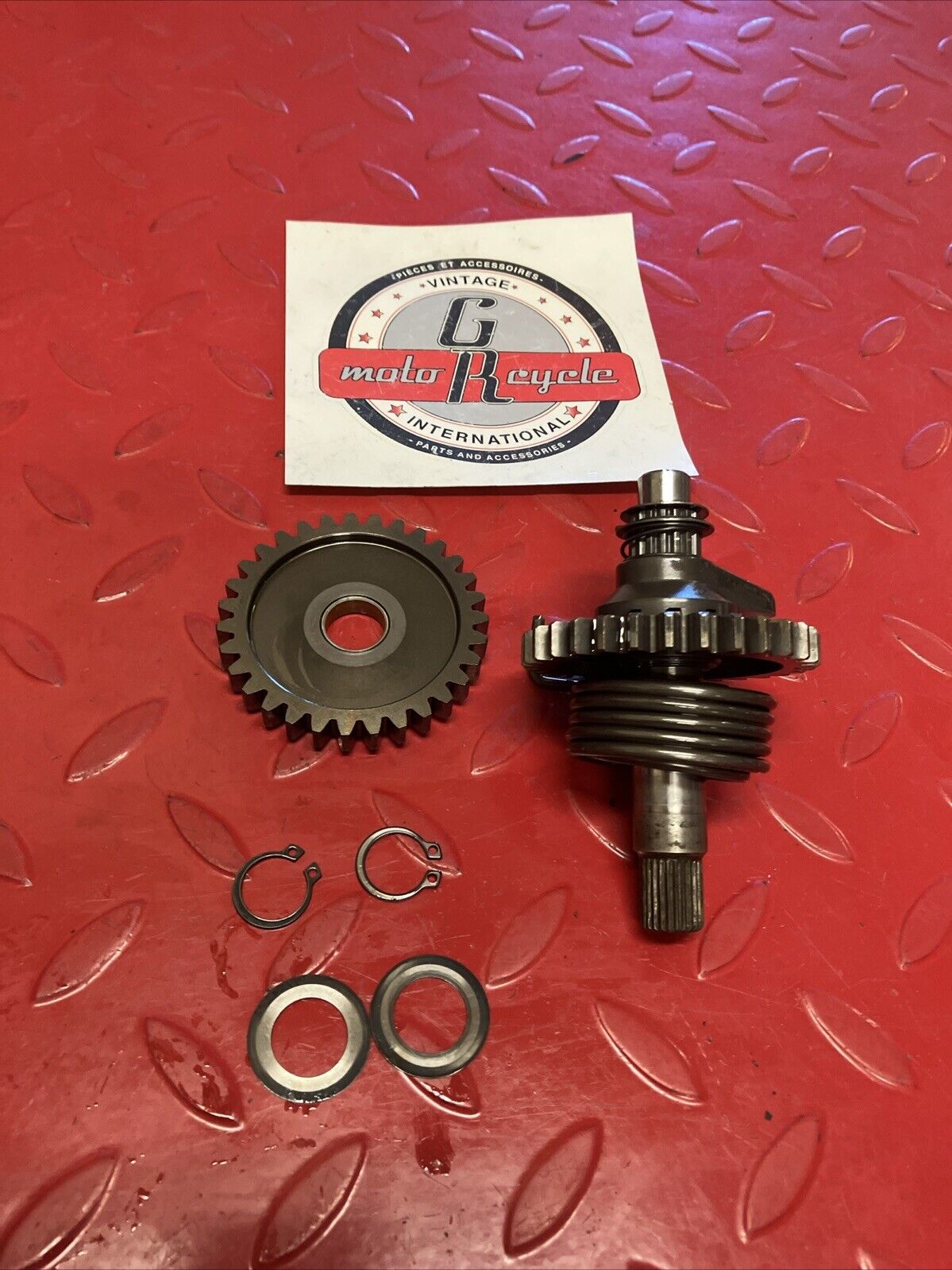 Kawasaki KX125 1987 kickstarter kick starter spindle shaft idle gear 1985 1986