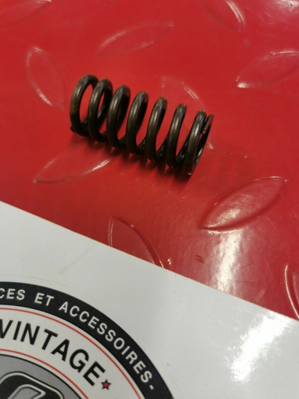 NOS Honda XV250 XS400 XT250 XS360 COMPRESSION SPRING 90501-26148-00 H3
