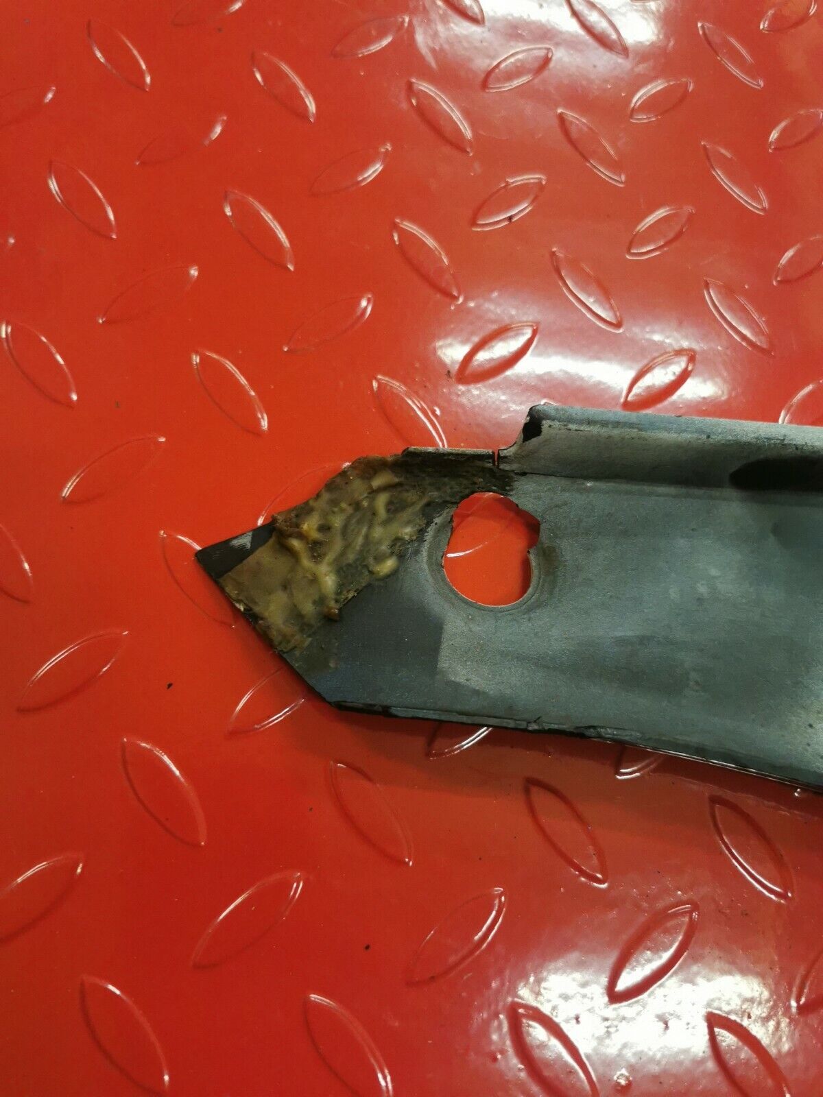 Suzuki GS550ES 1983 left side cover panel fairing