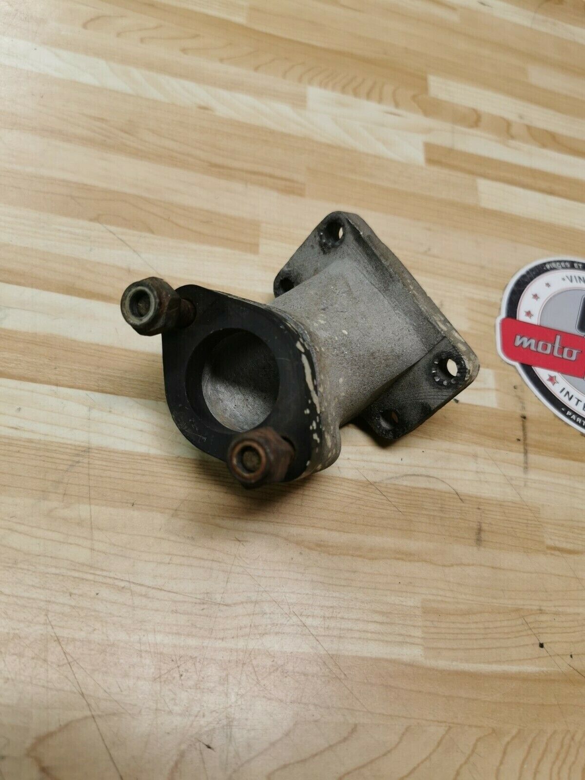 Bultaco Sherpa S 175 Model 44 cylinder carburetor intake manifold 1968 1969