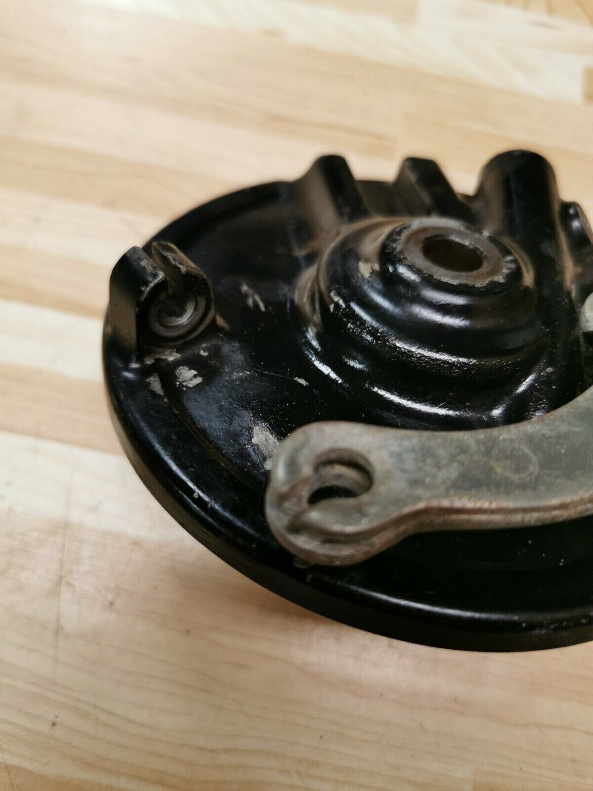 Honda XR200 1981 front brake panel hub drum cover plate cam lever 1982 1983 1984