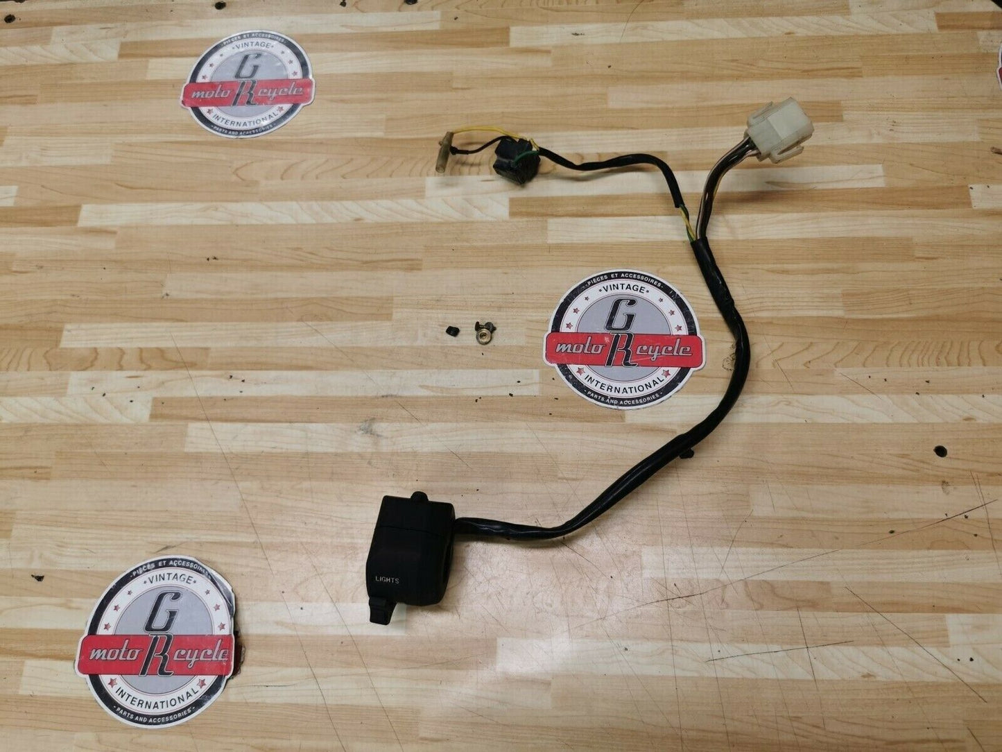 Yamaha DT200 1986 turn signal flasher light horn switch controle module