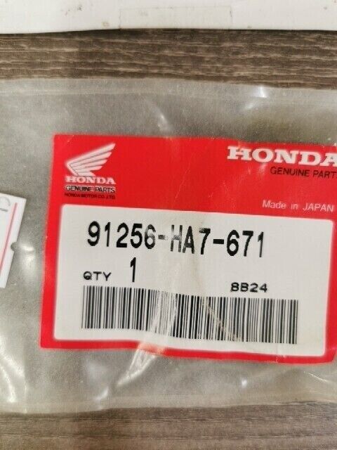 NOS HONDA TRX350 FOURTRAX 1986 DUST SEAL 40X52X7 91256-HA7-671 H102