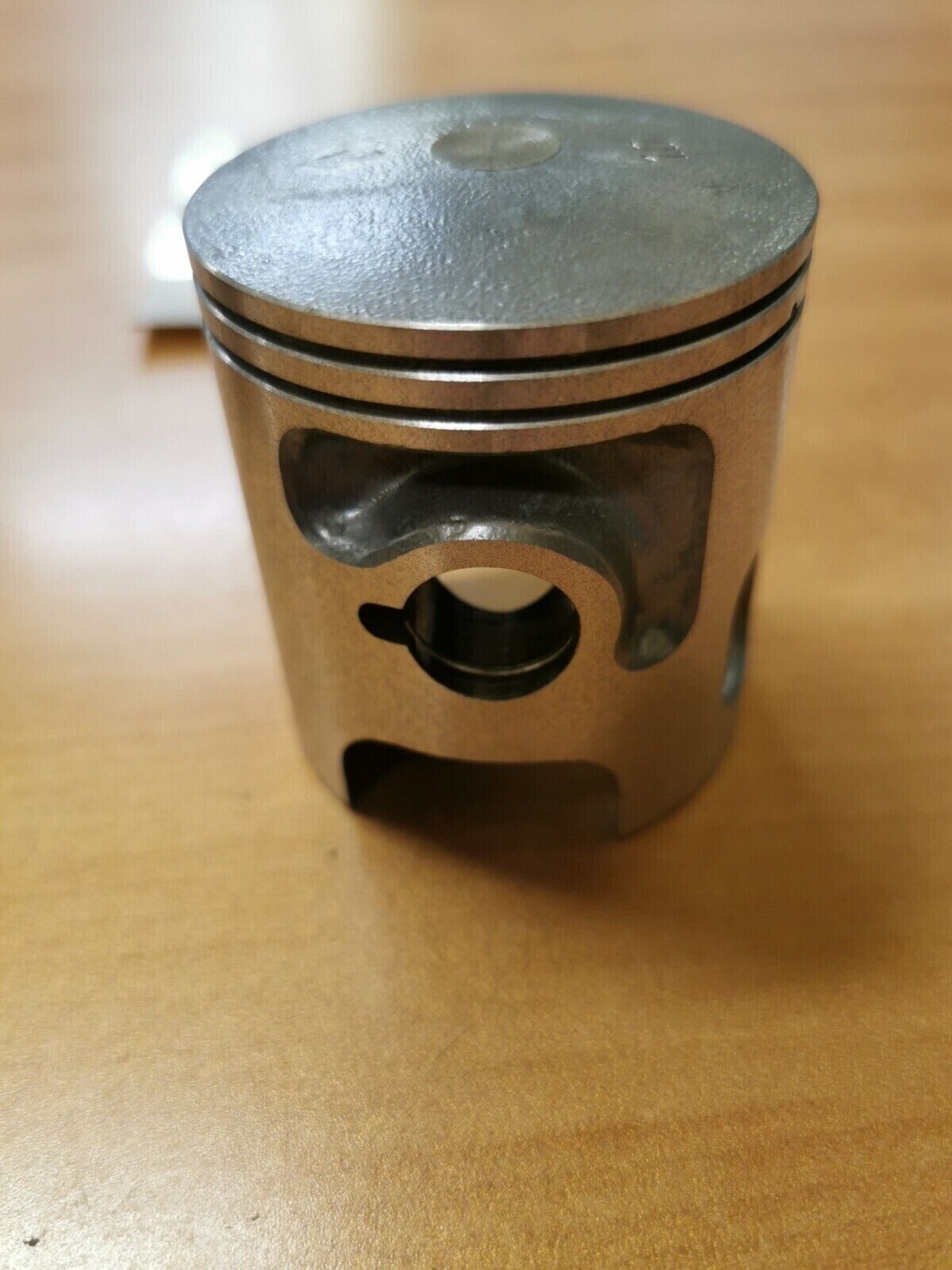 NOS YAMAHA DT125 1978 - 1980 PISTON OVERSIZE 1.00 2A6-11638-00 Y45