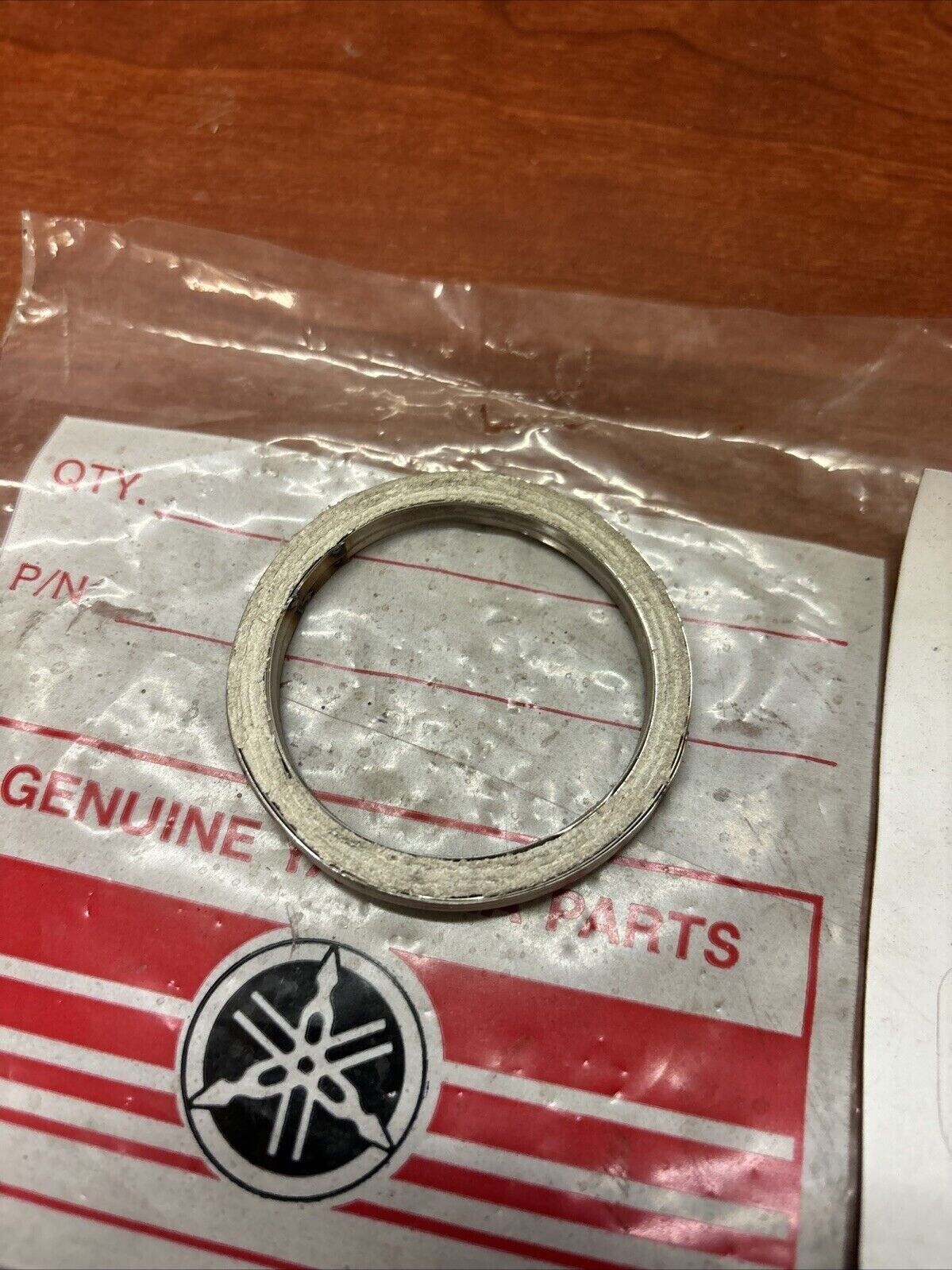 NOS Yamaha DT1 DT250 DT400 EXHAUST PIPE GASKET 214-14613-00-00 Y180