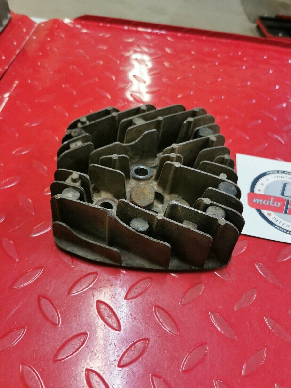 Suzuki TS185 1971 - 1976 cylinder head jug barrel cover T