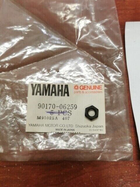 NOS Yamaha BT1100 FJ1100 FJ1200 NUT 90170-06259-00 SUB 90170-06228-00 Y111