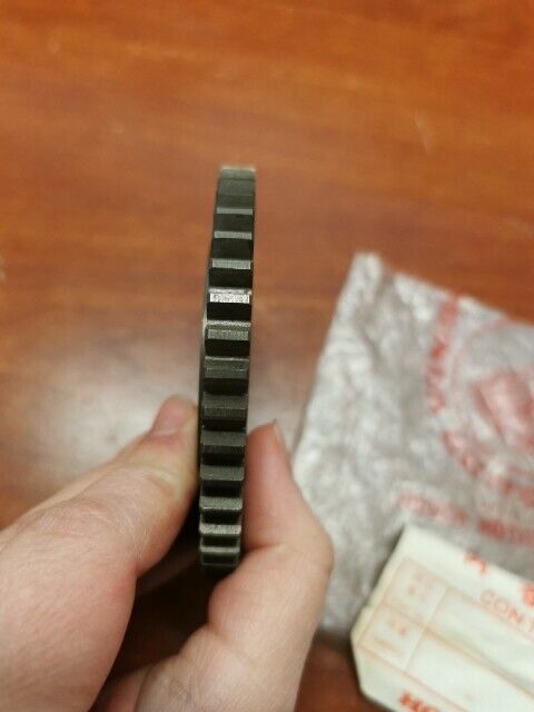 NOS Honda QA50 K0 - K3 COUNTERSHAFT LOW GEAR 33T 23421-083-000 H90