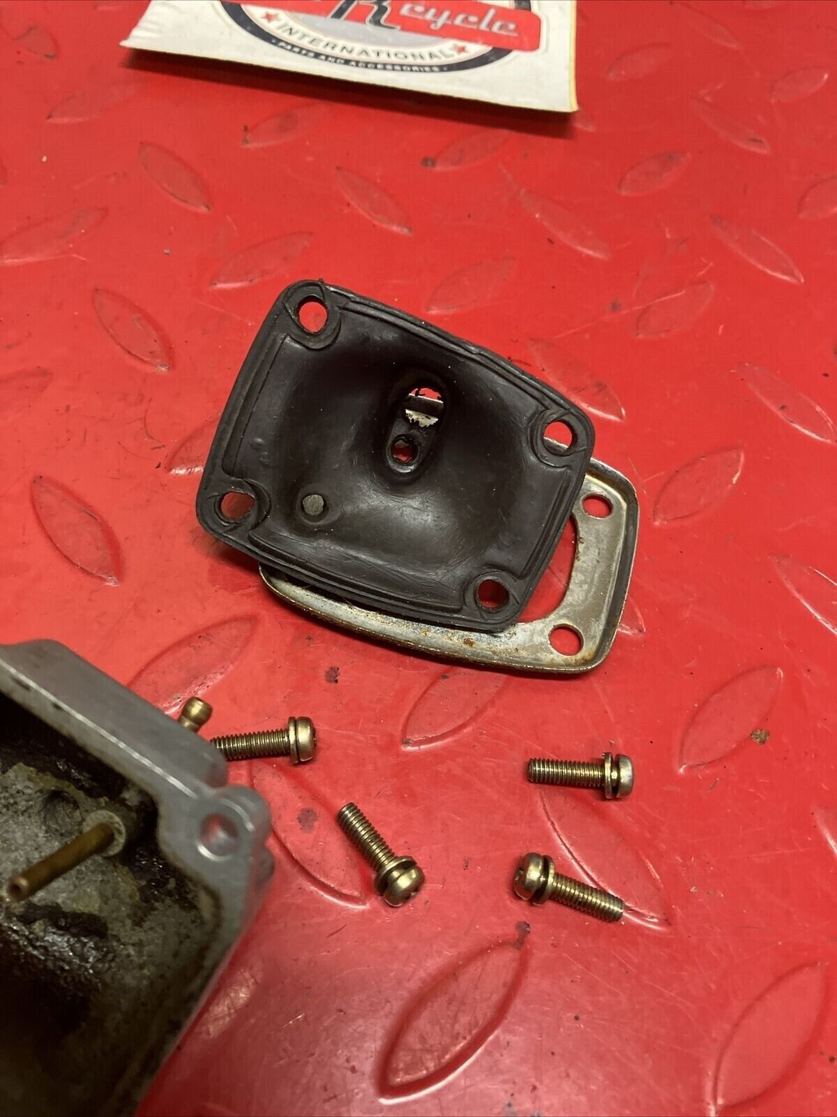 Suzuki RV90 1975 carburetor