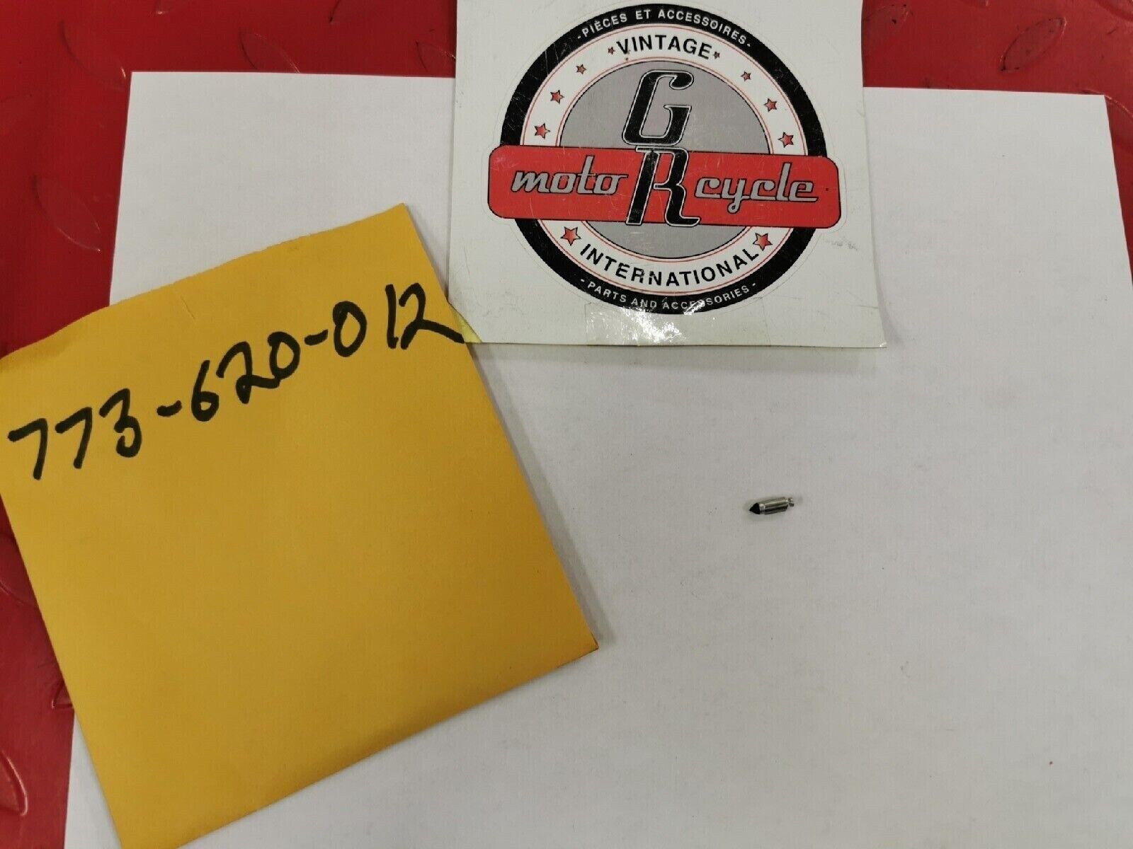 NOS PUCH BOMBARDIER MAXI  CARBURATOR FLOAT NEEDLE 773-620-012  P3