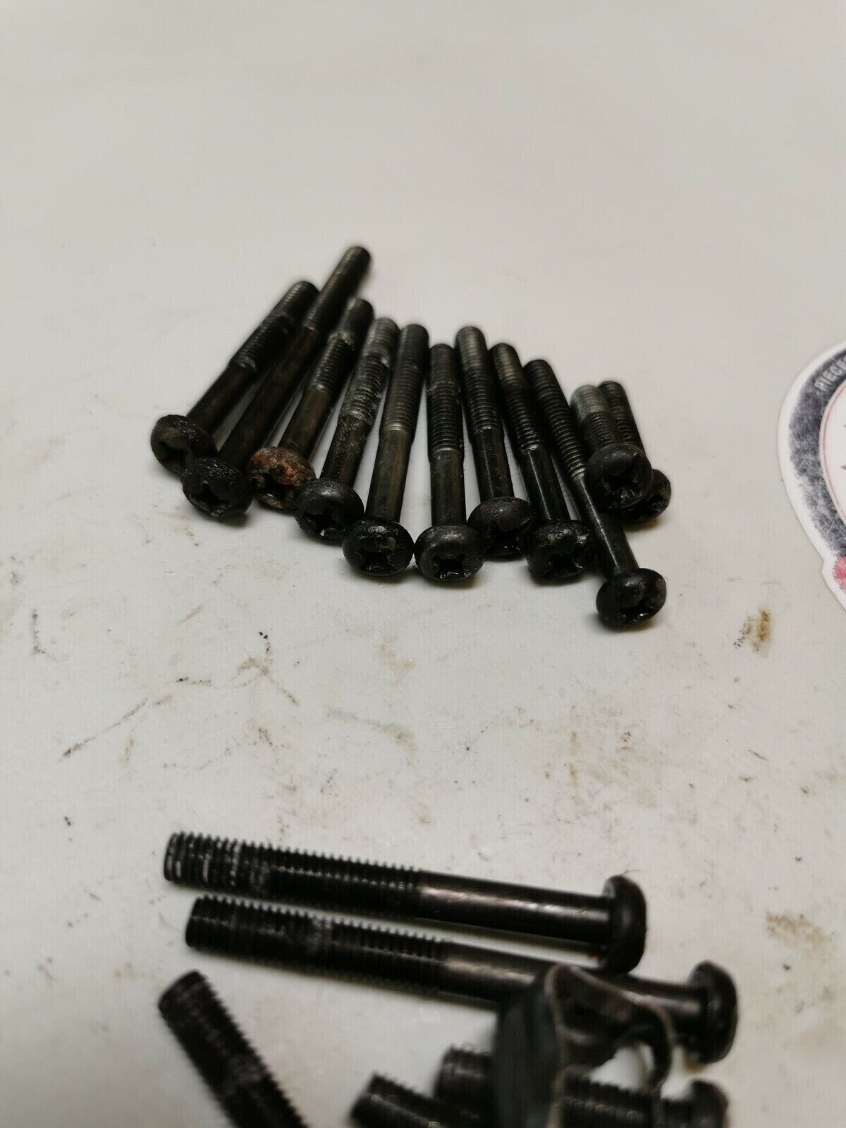 Suzuki RM125 1984 Motor engine bottom end crankcase / cover bolt hardware