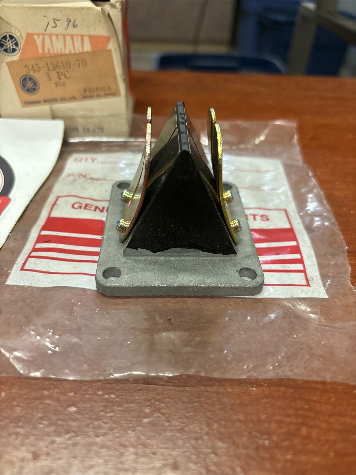 NOS Yamaha 1974 RD250 RD350 REED VALVE 345-13610-70-00 SUB 345-13610-20-00 Y176