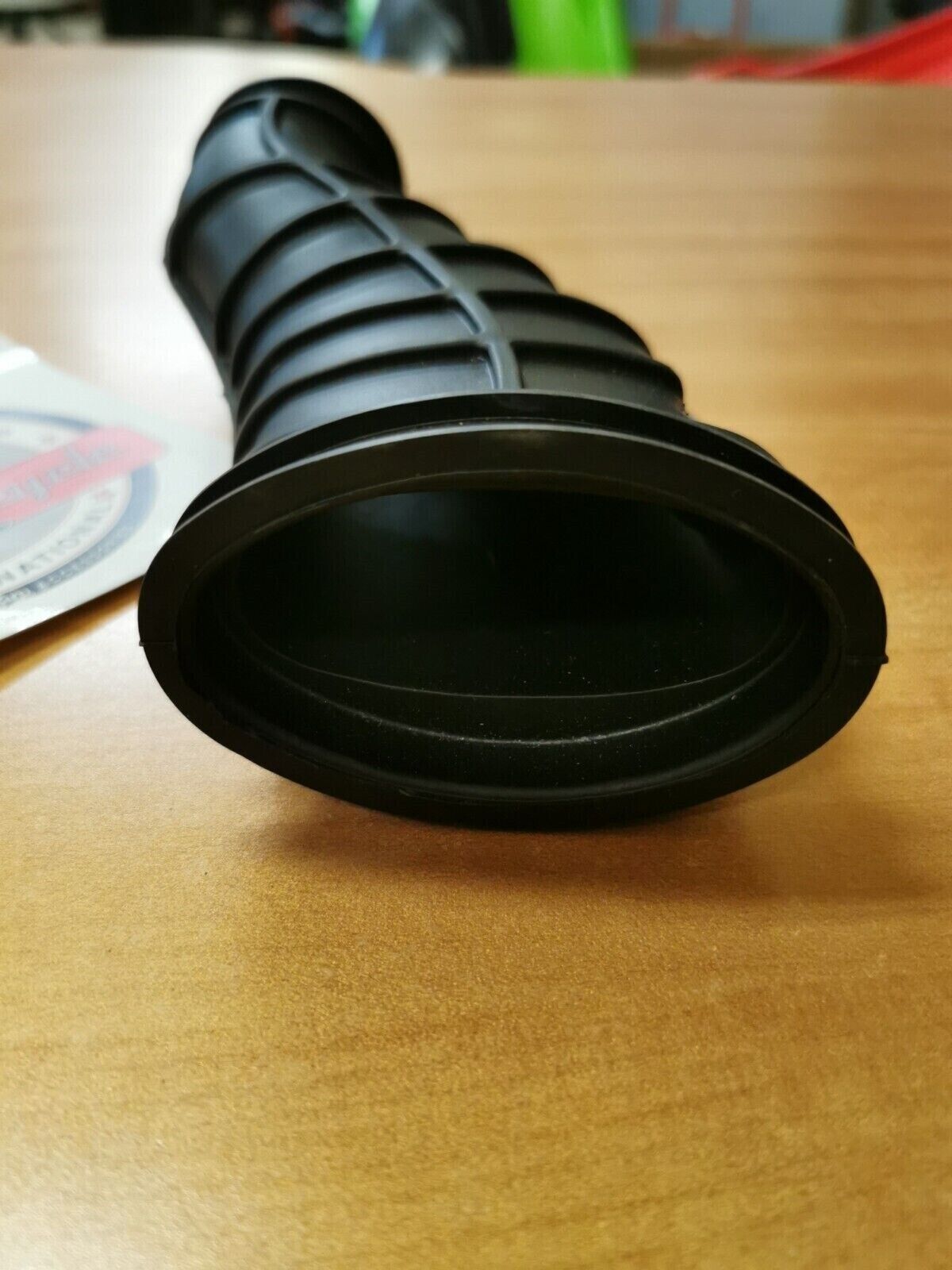 NOS SUZUKI LT125 ATL125 1983 - 1986 OUTLET TUBE 13881-18900 S6