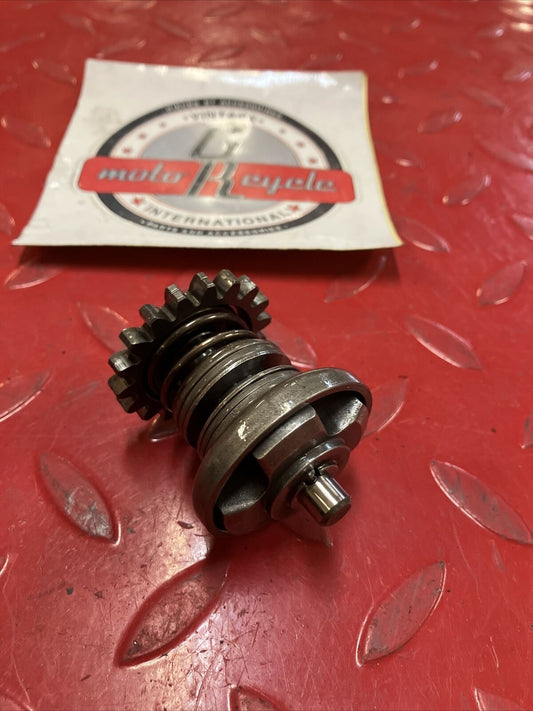 Kawasaki KDX200 1987 exhaust power valve governor shaft gear 1986