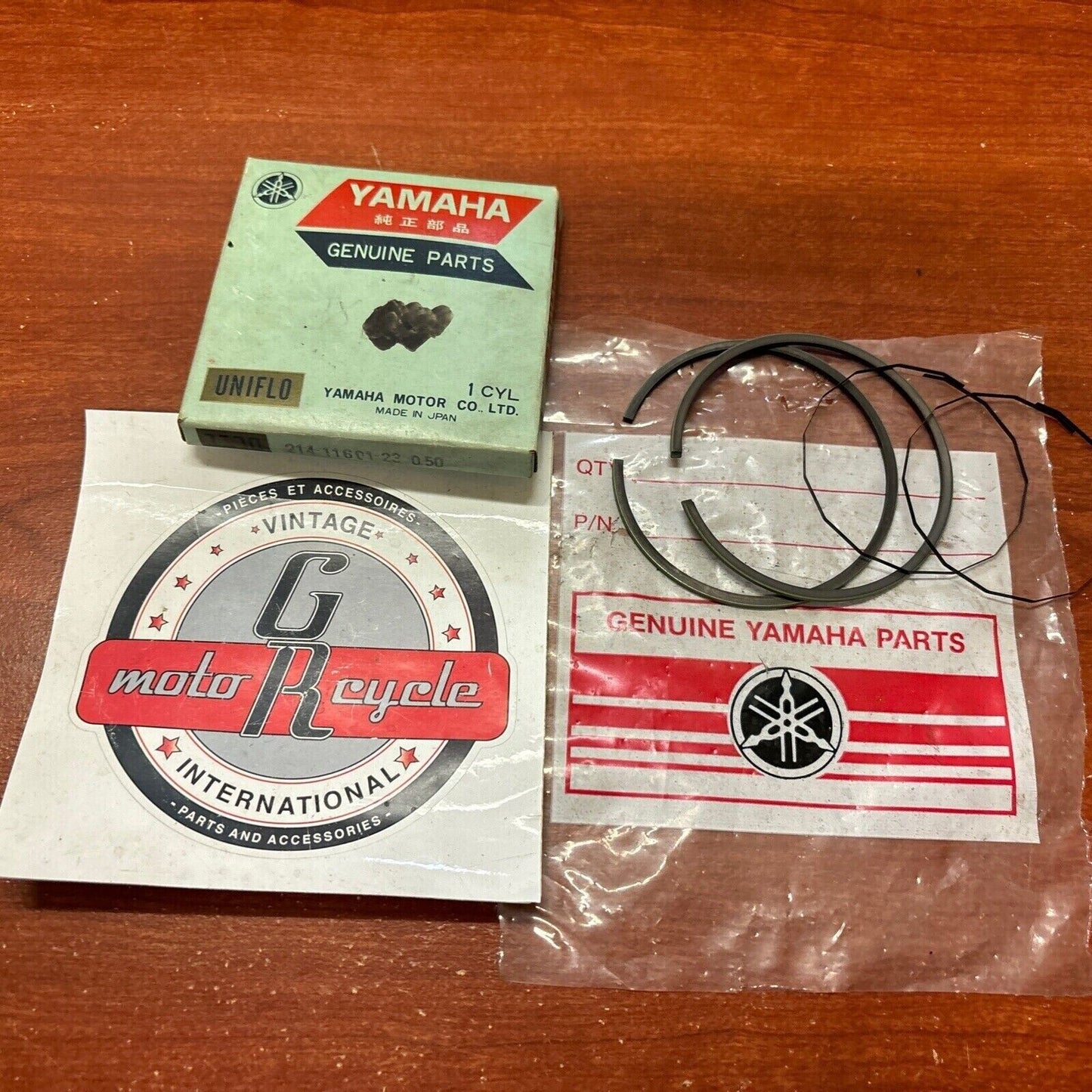 NOS Yamaha 1968 - 1971 DT1 PISTON RING 0.50 214-11601-23-00 Y174
