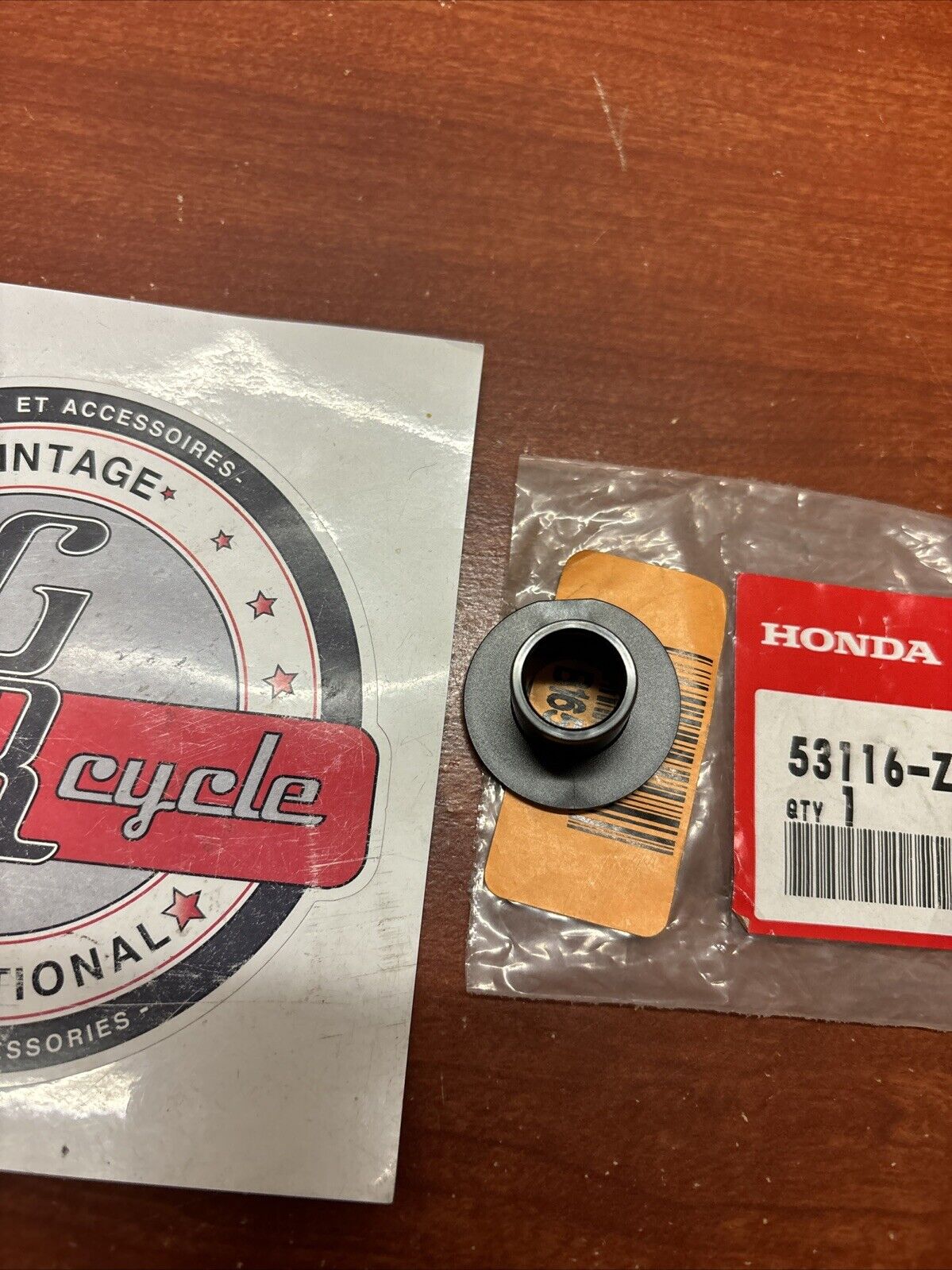 NOS Honda BF25 BF30 BF40 BF50 BF60 BF75 BF90 HANDLEBAR BUSH 53116-ZW4-H11 H185