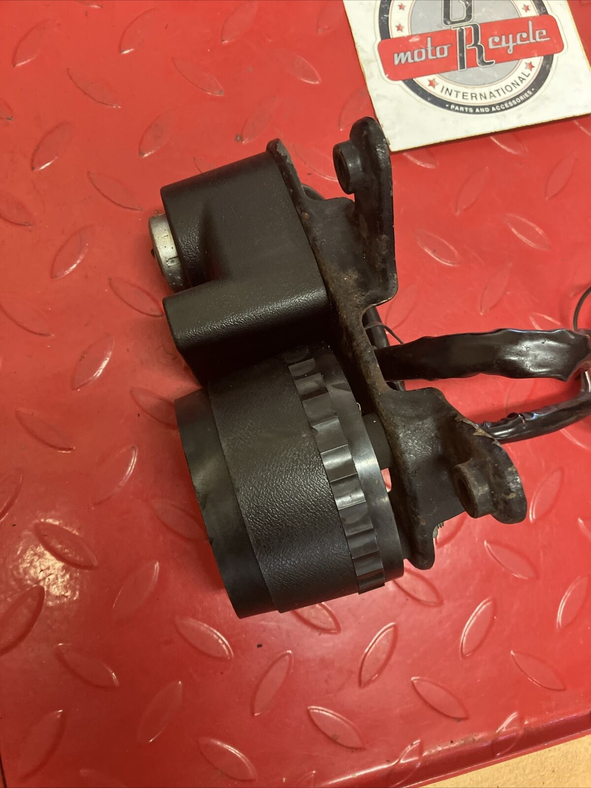 Suzuki RV90 1975 speedometer pilot lamp bracket ignition switch assembly
