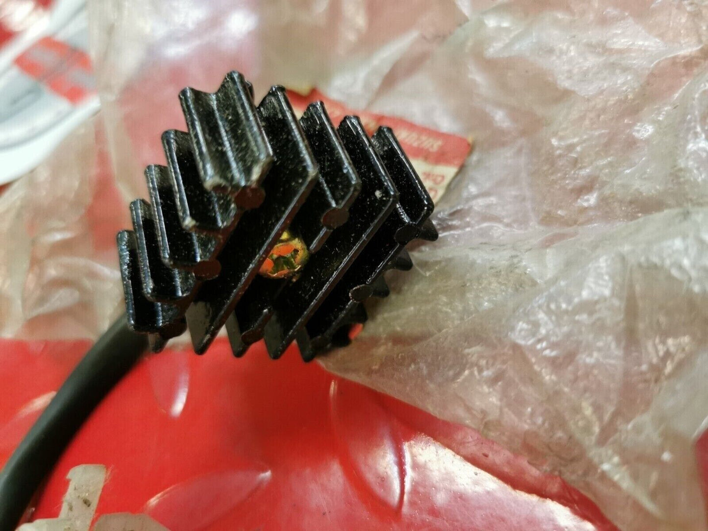 NOS Suzuki GT500 1976 - 1977 RECTIFIER 32800-36021 S1