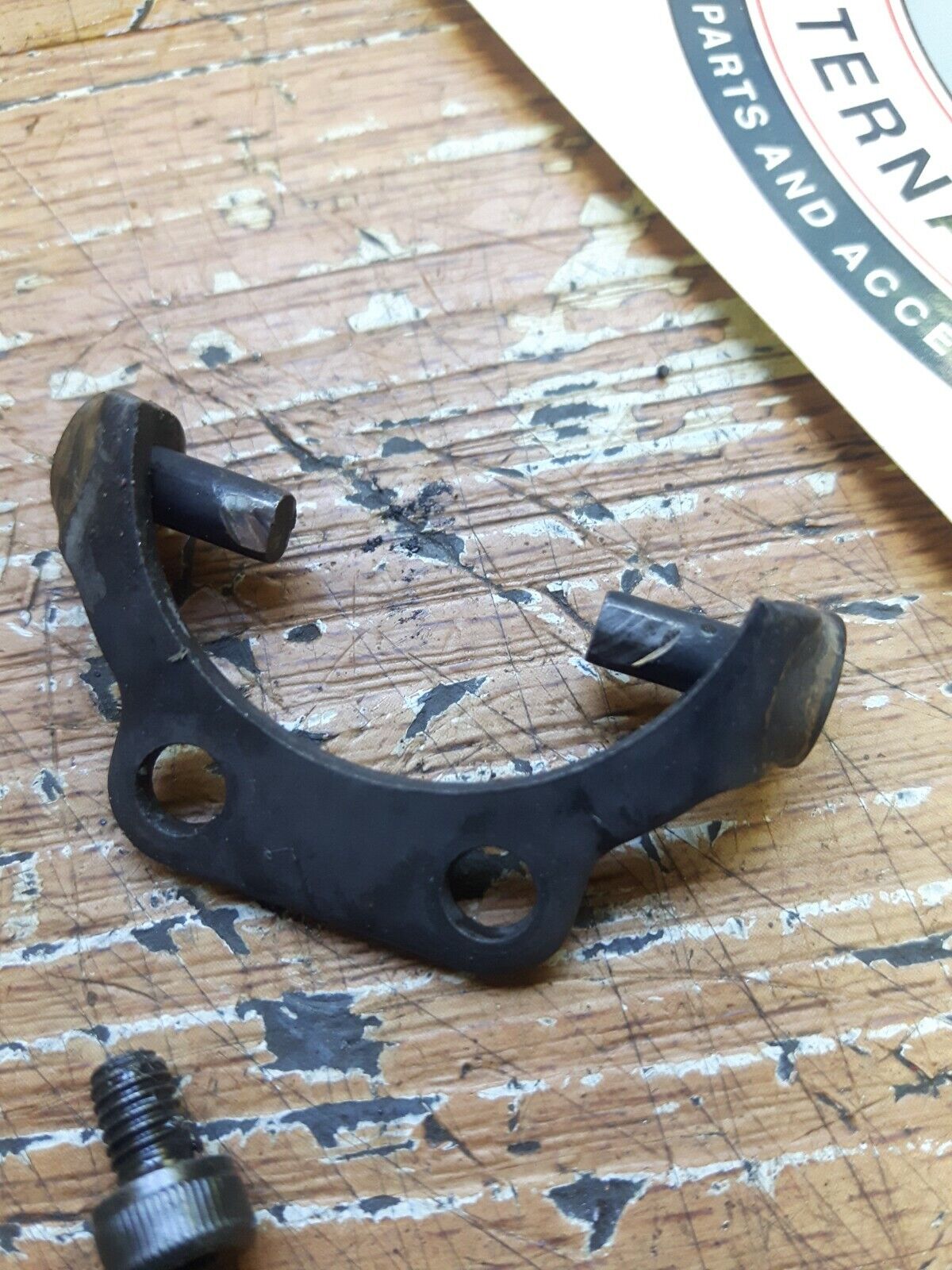 Yamaha YZ250 1988 governor shaft power exhaust valve fork retainer holder 82-88