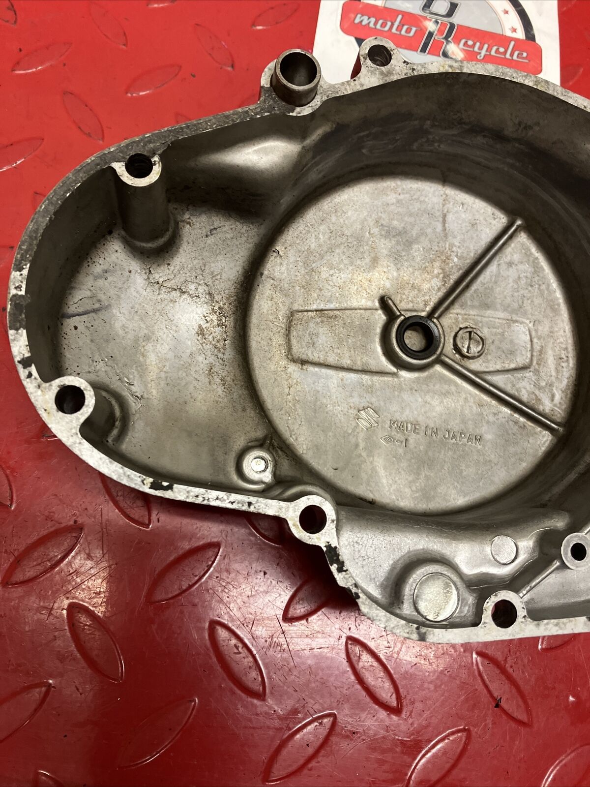 Suzuki TC125 1972 Right crankcase clutch cover TS125