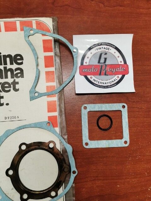 NOS Yamaha DT250A DT250 A GASKET KIT INCOMPLETE Y102